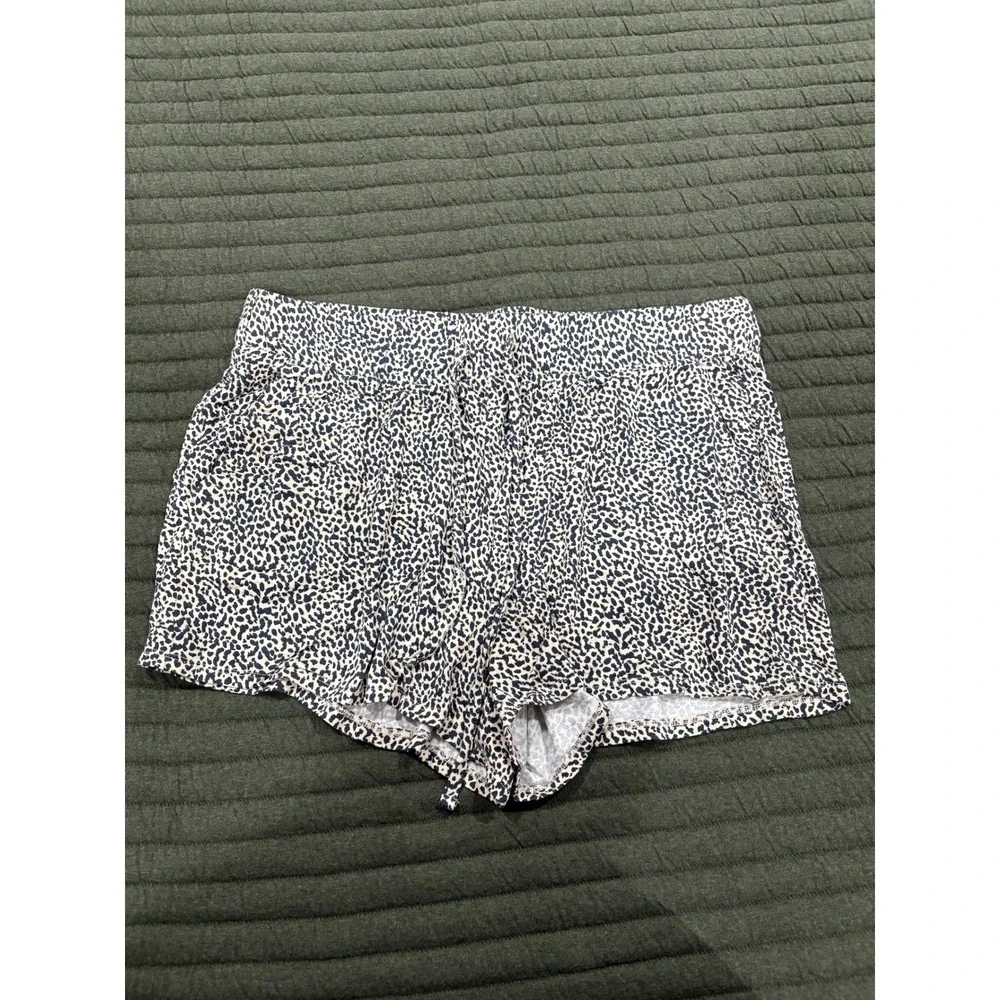 Loft Sleep Cheetah Leopard Animal Print Pajama Short Size Medium